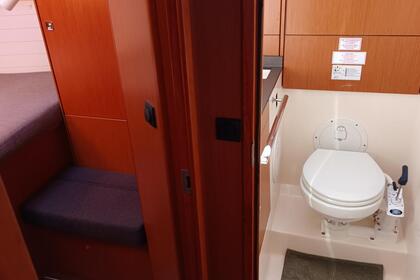 Salida en velero/curso de vela con patrón