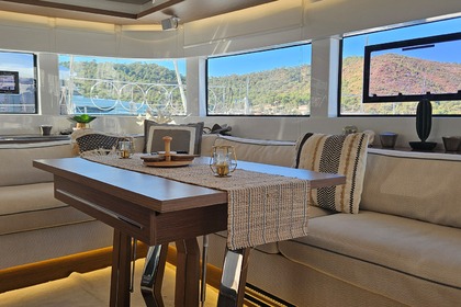 Lagoon 50 Owner's Version