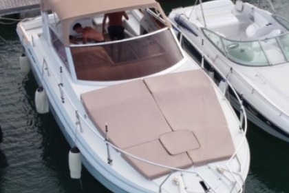 Rental Motorboat Mochi 33 Craft Polignano a Mare