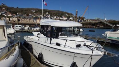 Rental Motorboat Jeanneau Merry Fisher Marlin 7 M Fécamp