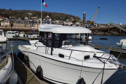Location Bateau à moteur JEANNEAU merry fisher marlin 7 m Fécamp