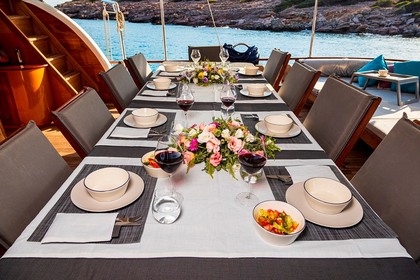 Bodrum Queen Gulet 27  mt 6 cabins