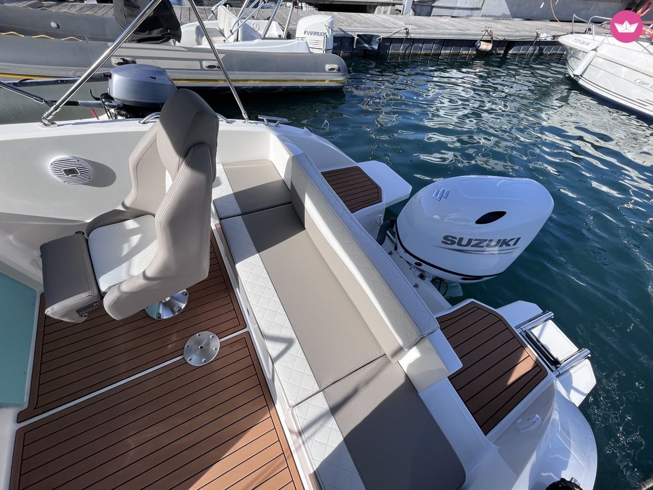 Bateau à moteur MARINE TIME QX 562 115cv 5