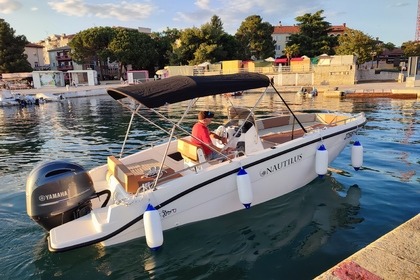 Hire Motorboat Orizzonti Nautilus 680 Poreč
