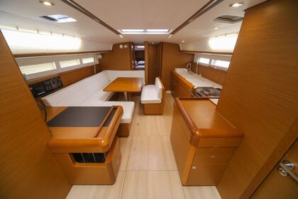 Verhuur Zeilboot Jeanneau Sun Odyssey 519 - 5 + 1 cab. Trogir