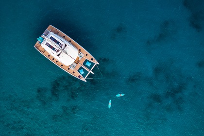 Rental Catamaran Lagoon Lagoon 77 Mahé