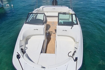 Hire Motorboat Sea Ray 210 SPX Geneva
