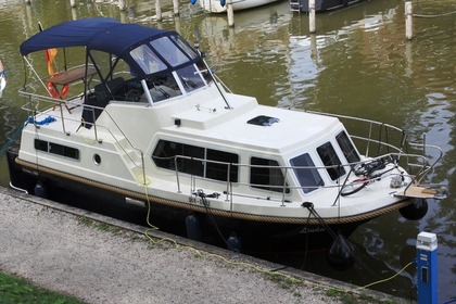 Verhuur Woonboot Holiday 1000 Koudum