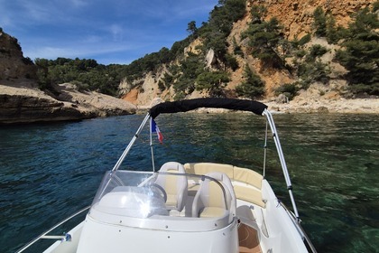 Rental Motorboat Beneteau Flyer 5.5 Six-Fours-les-Plages
