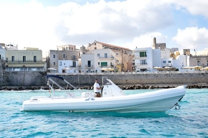 Noleggio Barca a motore Joker Boat Clubman 30 Otranto