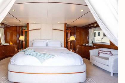 Luxury Benetti .Ready to Host You