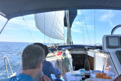 Greece in a sail boat Beneteau Oceanis Clipper 423