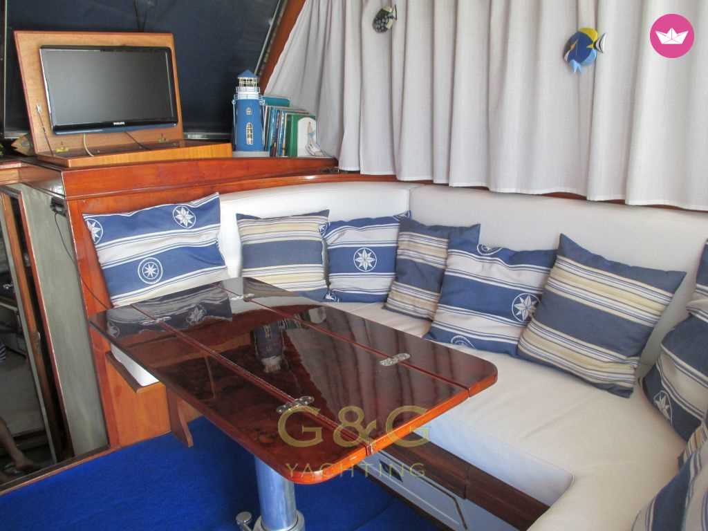 Bateau à moteur San Lorenzo SAN LORENZO 40 370cv 8