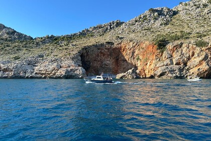 Hire Motorboat Navar 795 Bar