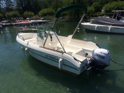 Location Bateau à moteur Jeanneau Cap Camarat 505 Saint-Jorioz