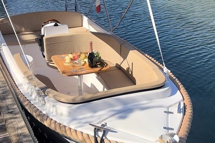 Hyra båt Båt utan licens  SZKUTNICZY ZAKLAD KRUGER DELTA EE 485 Mandelieu-la-Napoule