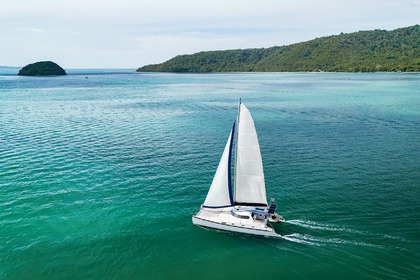 Charter Catamaran Mumby 48 Phuket