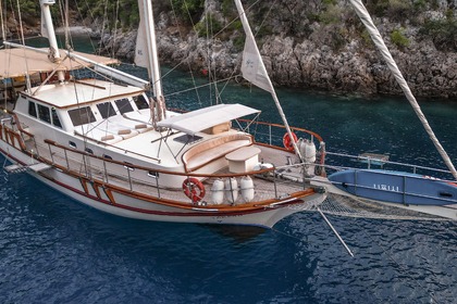 20 Meters 3 Cabins Luxury Boat