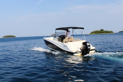 Miete Motorboot QUICKSILVER Activ 675 Open Vrsar