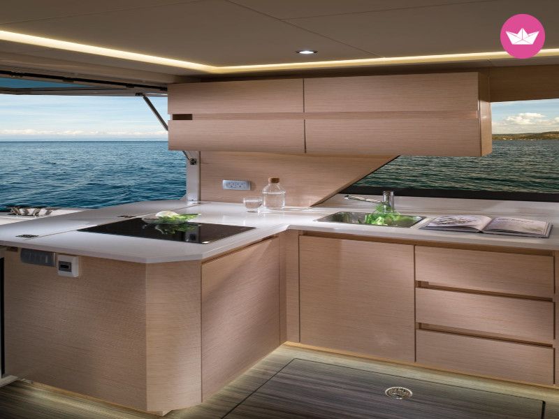 Charter Motorboat Greenline 39 Zadar