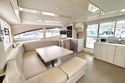 Leopard Catamaran 48'