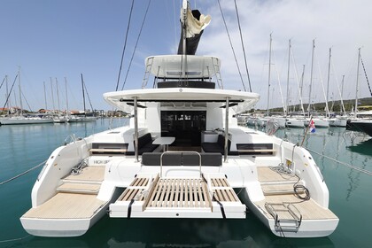 Charter Catamaran Lagoon Lagoon 50 Sukošan