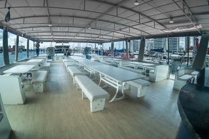 Gran Catamarán para Eventos