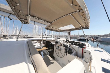 Noleggio Catamarano Fountaine Pajot Fountaine Pajot Lucia 40 Pola