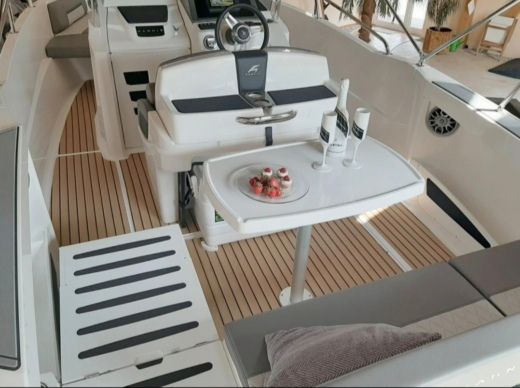 Motorboat Karnic Sl 602 Plano del barco