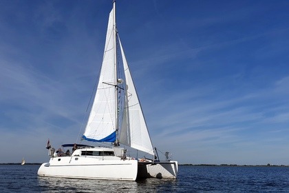 Rental Catamaran Fountaine Pajot Tobago 35 Stellendam