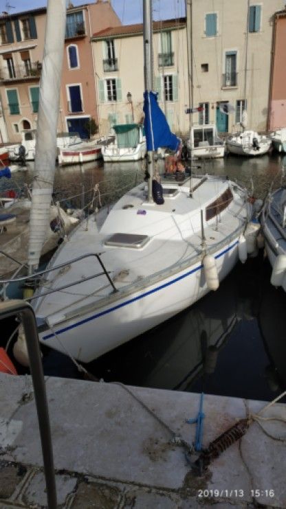 Charter Sailboat Jeanneau Brin De Folie Martigues