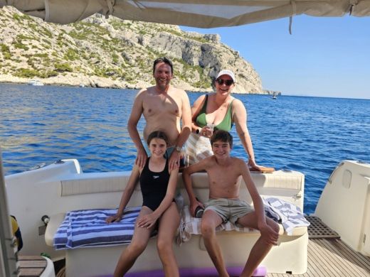 Марсель Motorboat Jeanneau Prestige 32 alt tag text