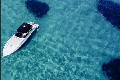 PERSHING 40 FT MOTOR YACHT