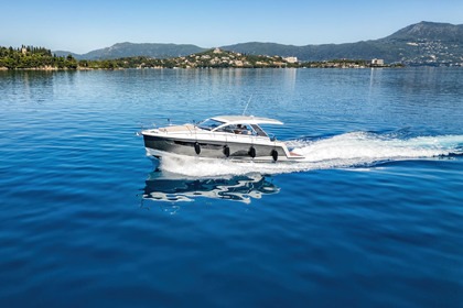 Rental Motorboat Sealine S335 Corfu