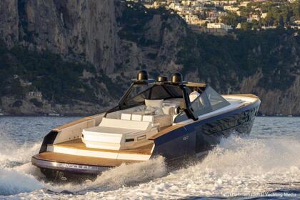 Miete Motorboot Evo R6 Saint-Tropez