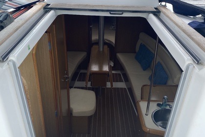 Sun Odyssey 32i in Combarro o Sanxenxo