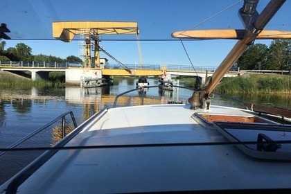 Spacerowy jacht motorowy, houseboat,  na Pętlę Żuławską, Zalew Wiślany i Jeziorak