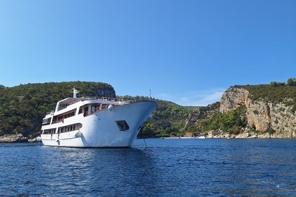 Charter Motor yacht 2013 M/B Split