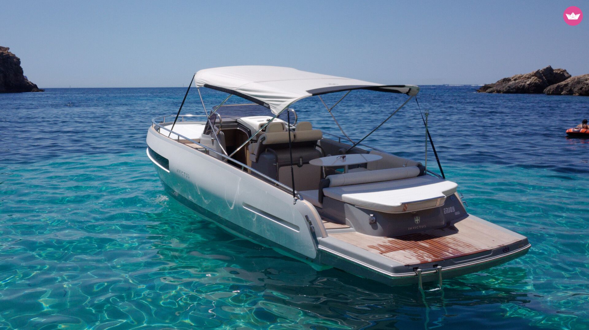Czarter Invictus Luxury 280gt