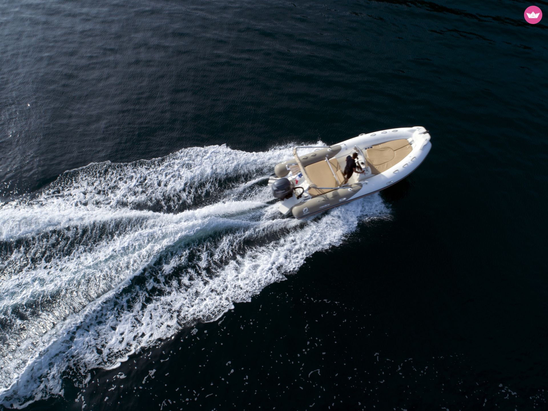 Zodiac Medline 650 à Cannes à louer