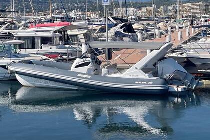 Hyra båt RIB-båt Salpa Soleil 28 Cannes