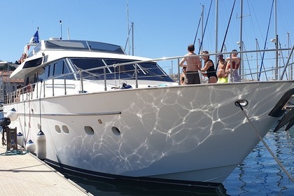 Location Yacht San Lorenzo 70 Marseille