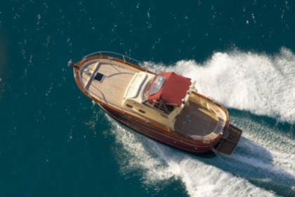 Noleggio Barca a motore Jeranto 7.5 Cabin Sorrento