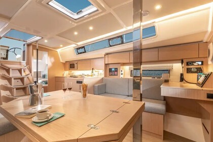 Miete Segelboot  Bavaria C42 /3cab Mykonos