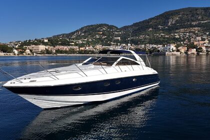 Hyra båt Motorbåt Princess V42 Saint-Jean-Cap-Ferrat