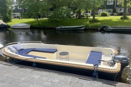Hire Boat without licence  Geuzenboats bv Broeker 520 Monnickendam
