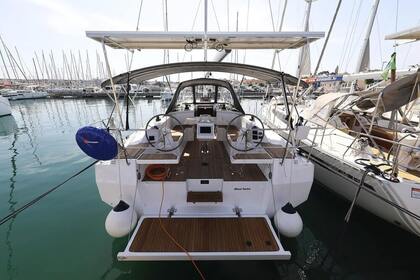 Charter Sailboat Bavaria Bavaria C38 Biograd na Moru