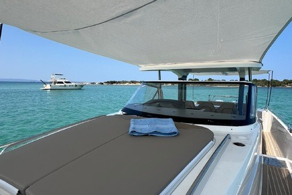 Nimbus 12m Sport Yacht