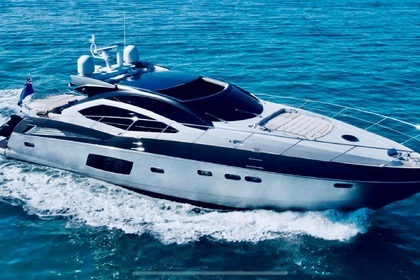 Charter Motorboat Sunseeker Predator Nassau