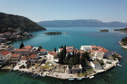 Lolivul 7.4 in Blaće,  near Plače and Opuzen